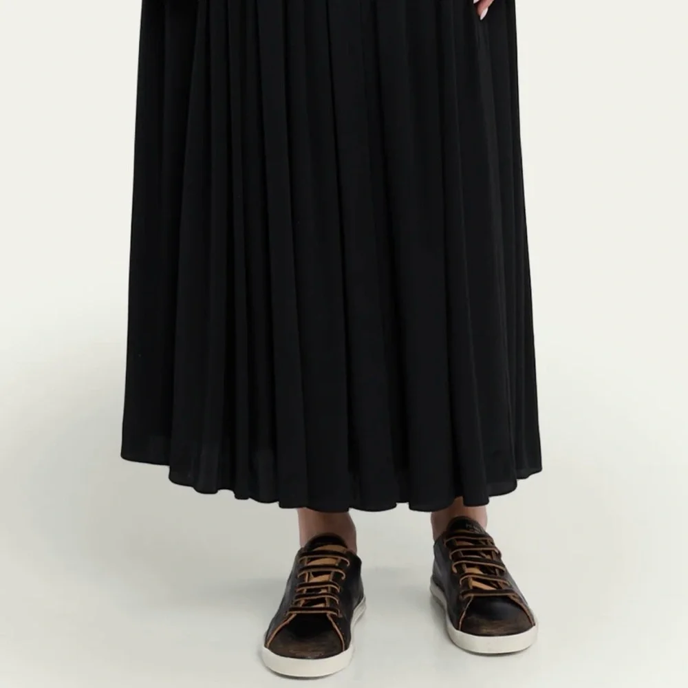 Prada Distressed Low-Top Leather Sneakers size 38.5 - Picture 4 of 16